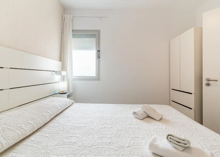 Apartament Numancia1- 3b